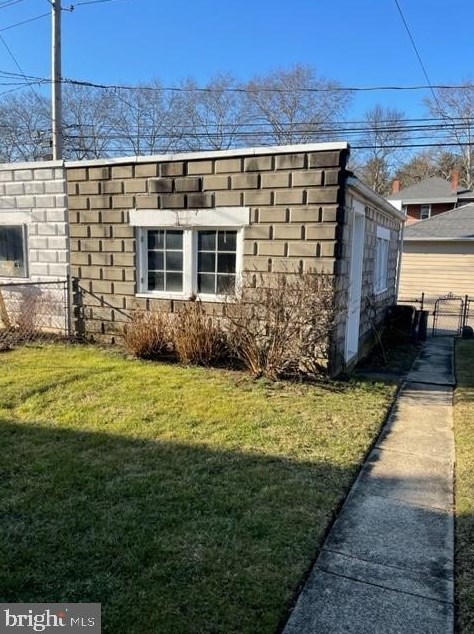 1521 Delaware Ave, Reading PA  19610-2125 exterior