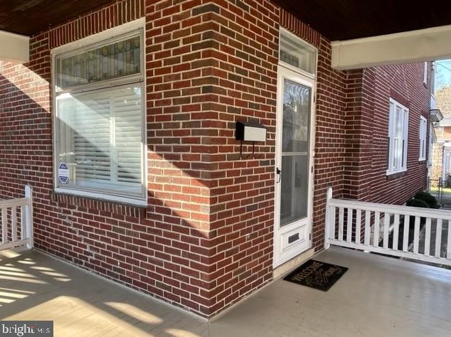 1521 Delaware Ave, Reading PA  19610-2125 exterior