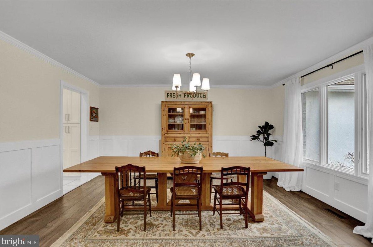 61 Shea Dr, Hummels Store PA  19540-9272 exterior