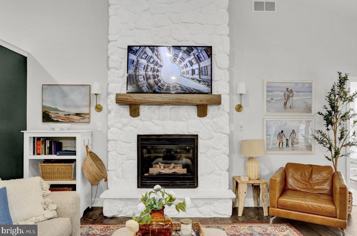 61 Shea Dr, Hummels Store PA  19540-9272 exterior