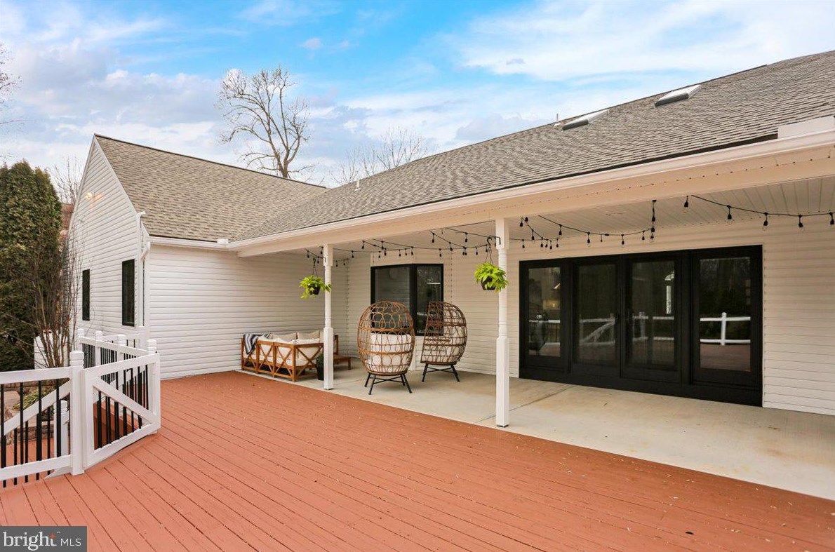 61 Shea Dr, Hummels Store PA  19540-9272 exterior