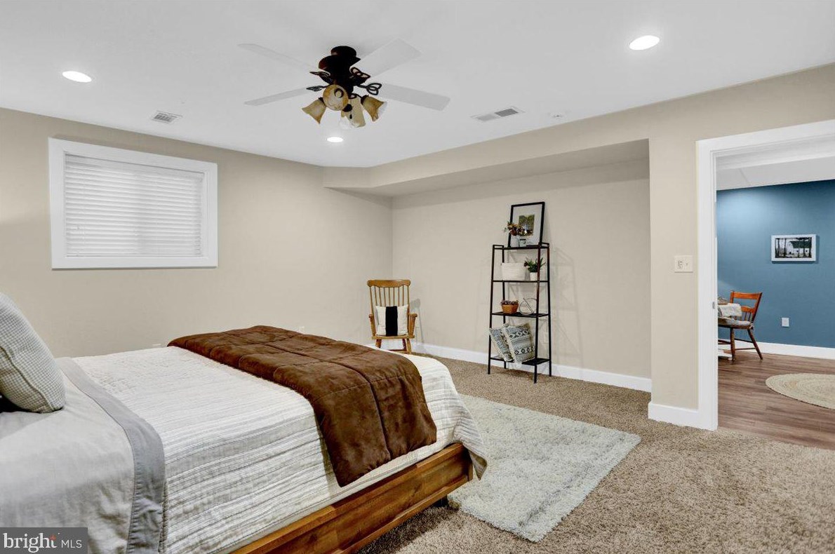 61 Shea Dr, Hummels Store PA  19540-9272 exterior