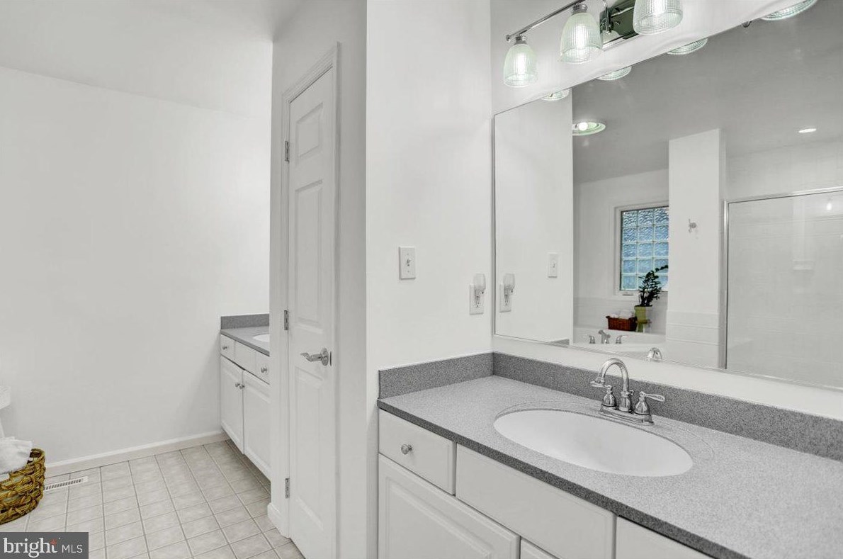 61 Shea Dr, Hummels Store PA  19540-9272 exterior