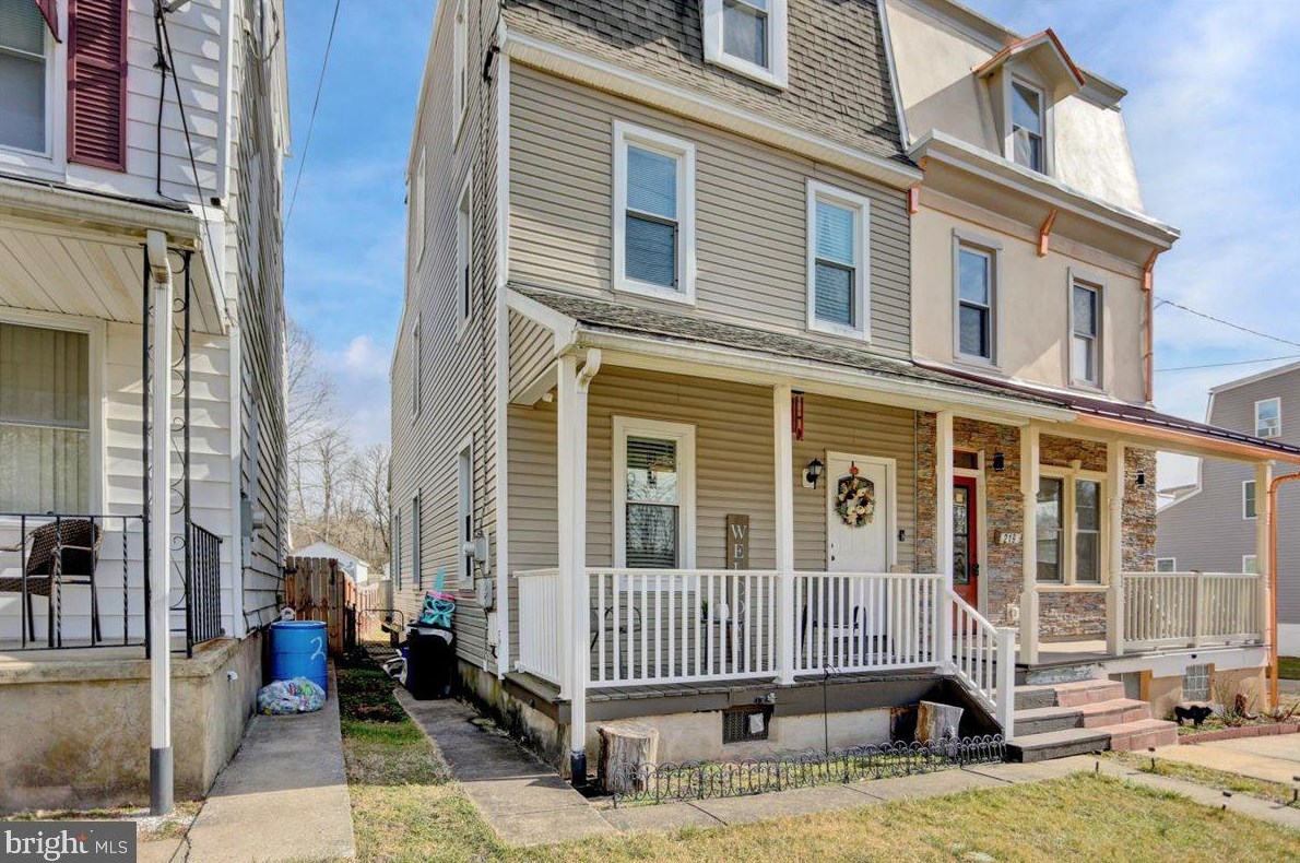 217 Pennwyn Pl, Reading PA  19607-3244 exterior