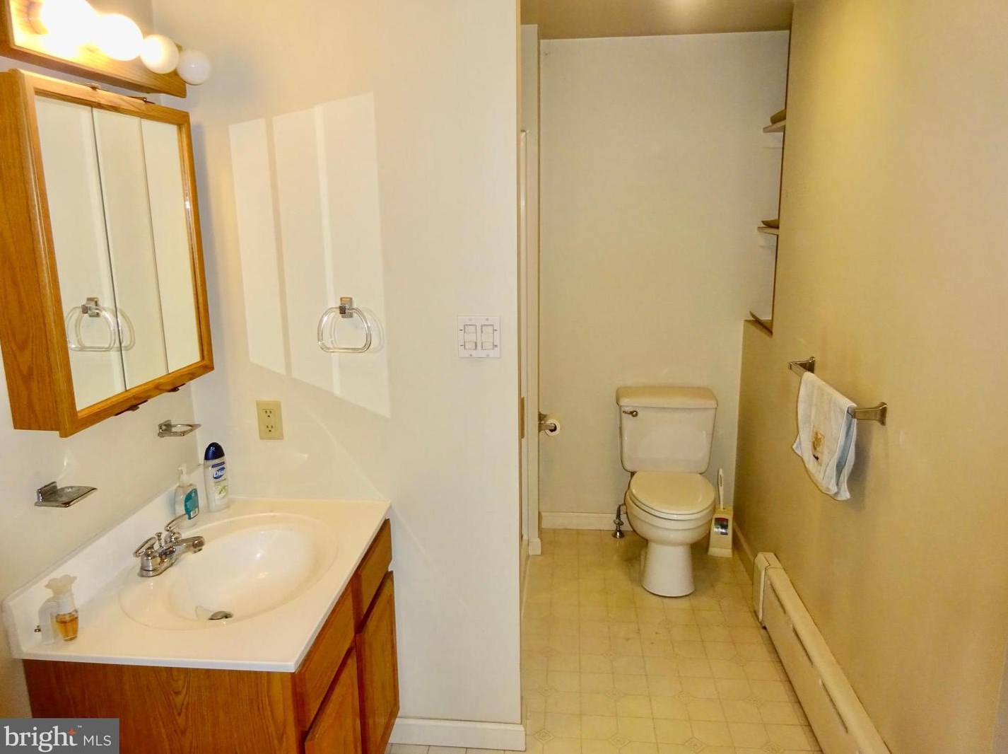 1331 Brooke Blvd, Reading PA  19607-2003 exterior