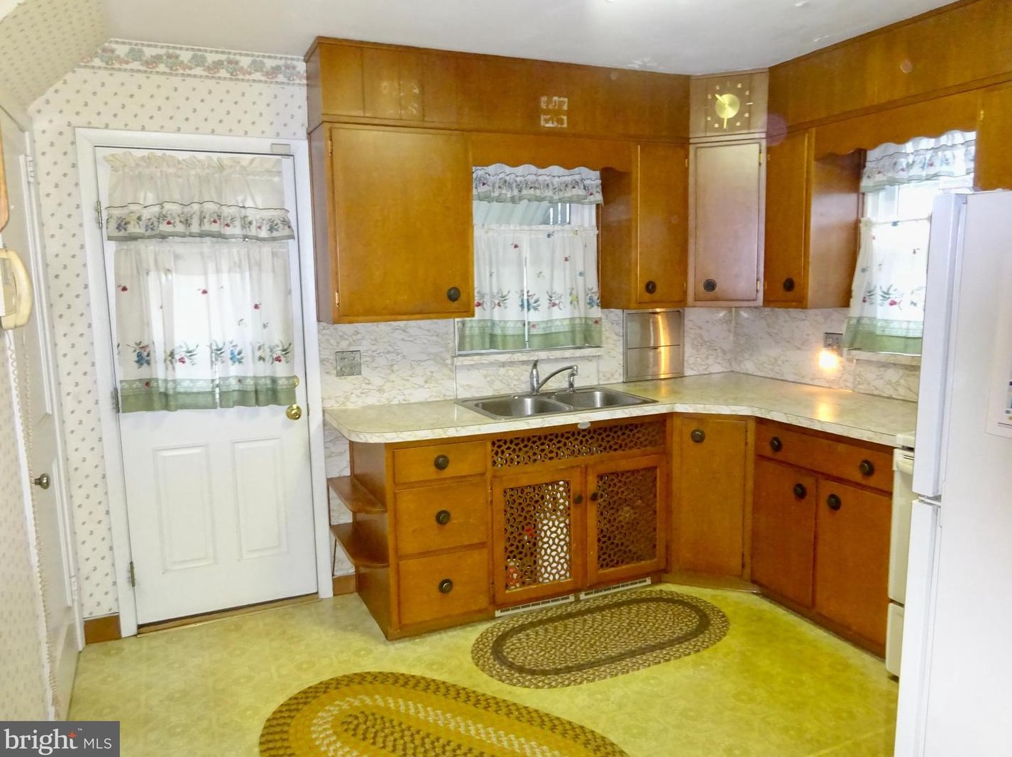 1331 Brooke Blvd, Reading PA  19607-2003 exterior