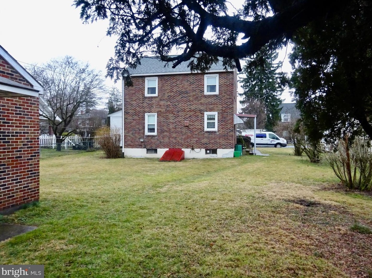 1331 Brooke Blvd, Reading PA  19607-2003 exterior