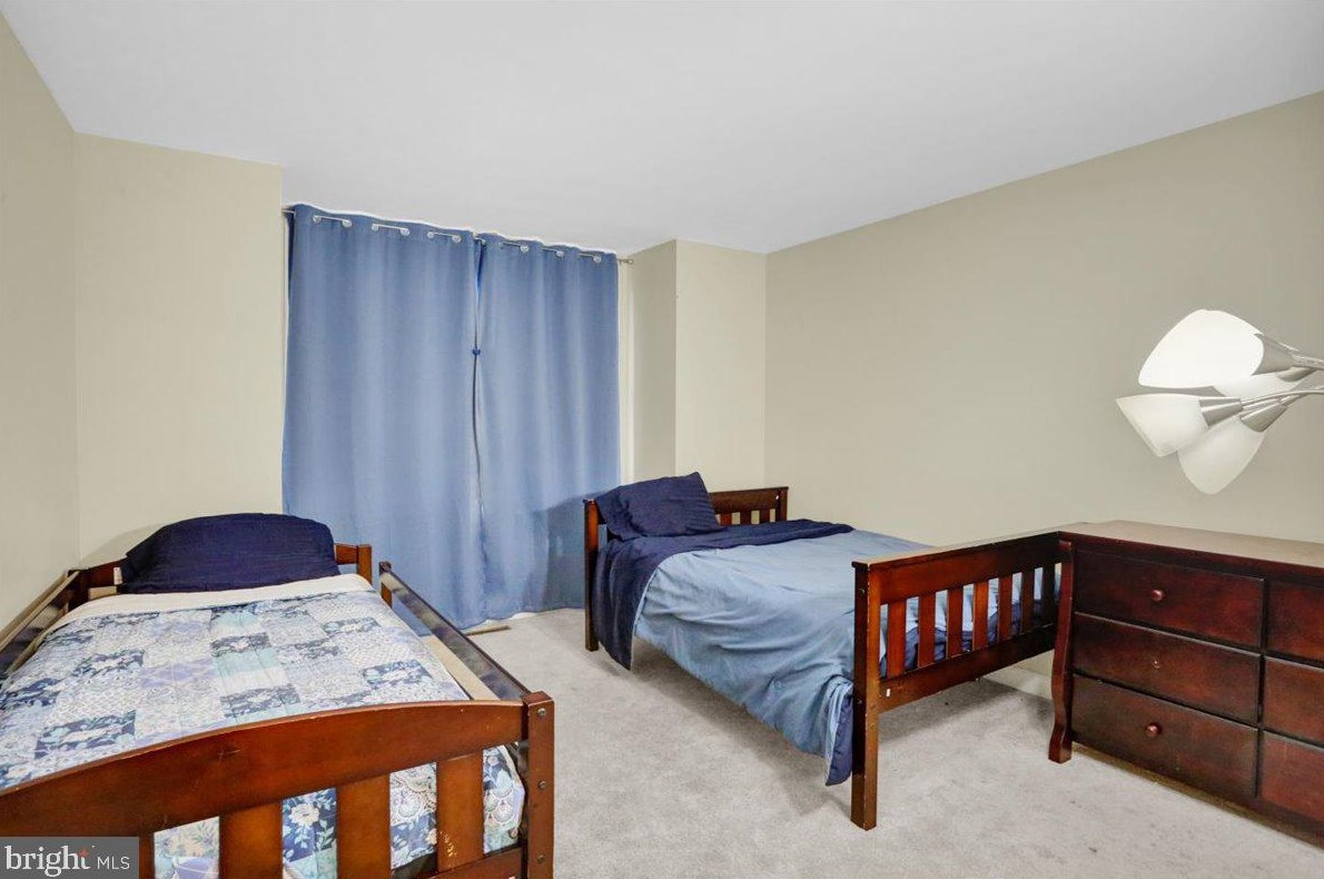 714 Maria Ave, Reading PA  19608-8947 exterior