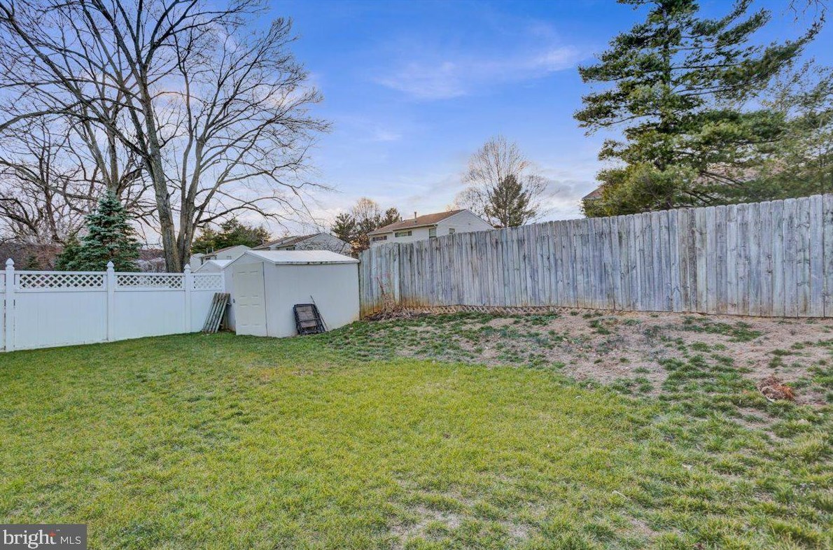 714 Maria Ave, Reading PA  19608-8947 exterior