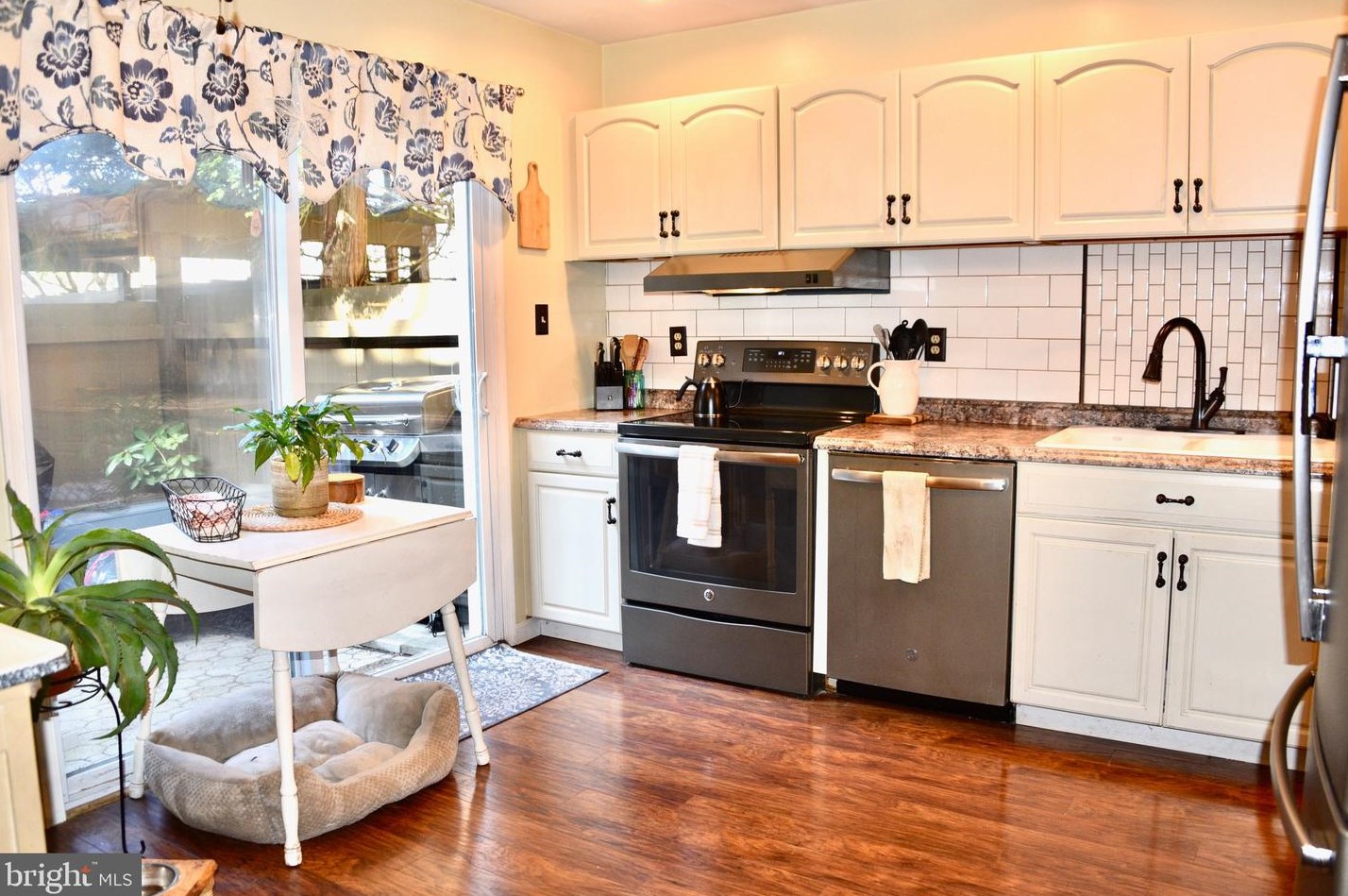 139 Merion Ln, Reading PA 19607-3405 exterior