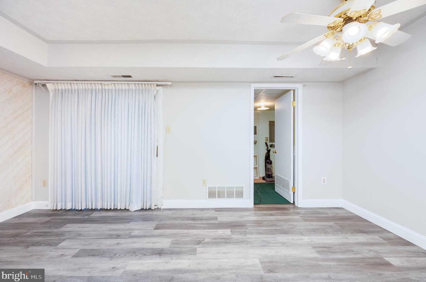 10 Nassau Ct, Reading PA  19607-1411 exterior