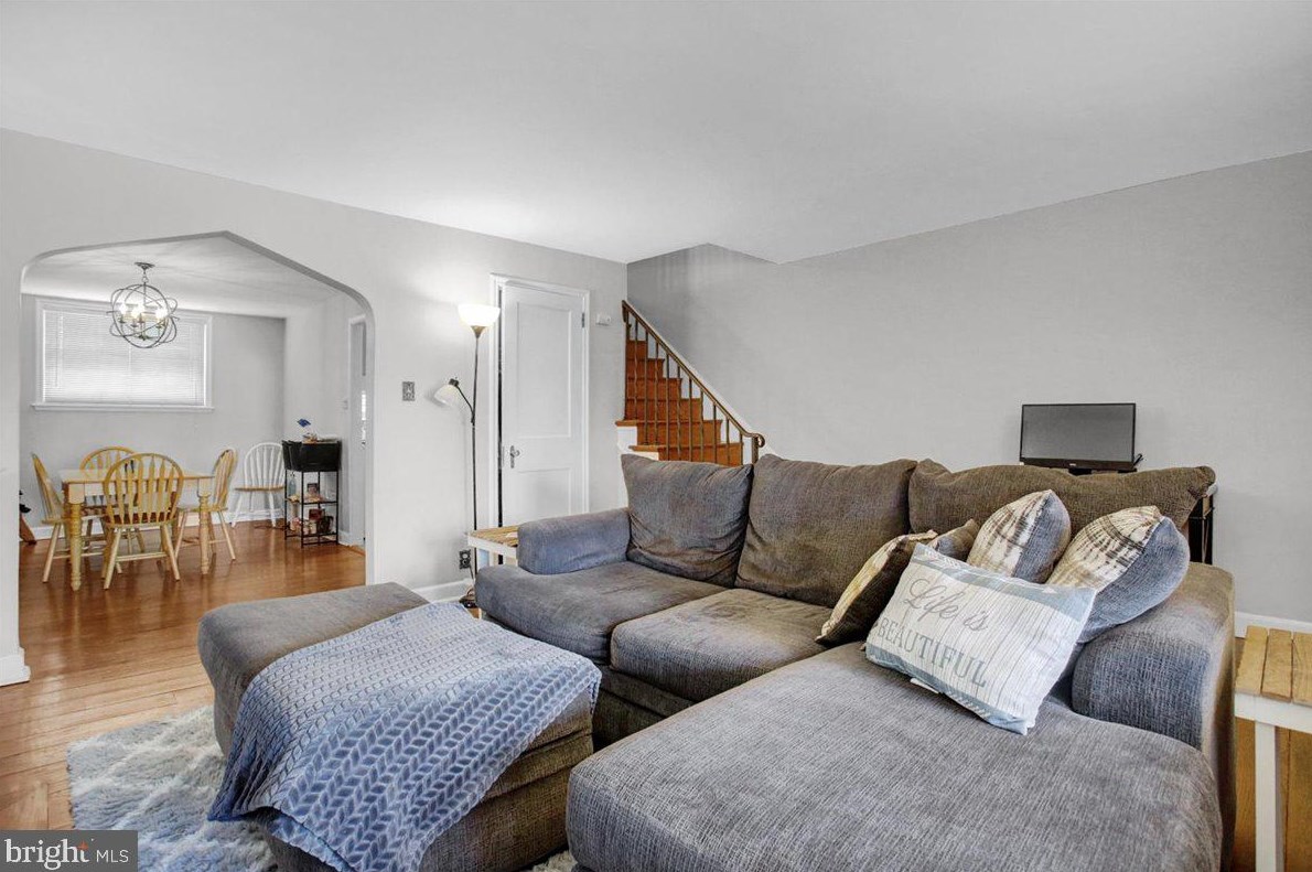 106 Hollywood Ave, Reading PA  19606-2125 exterior