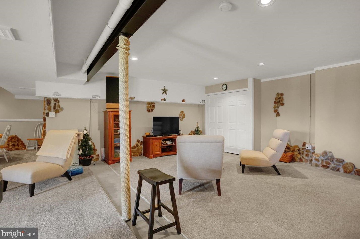 1118 Pepper Ridge Dr, Reading PA  19606-3803 exterior