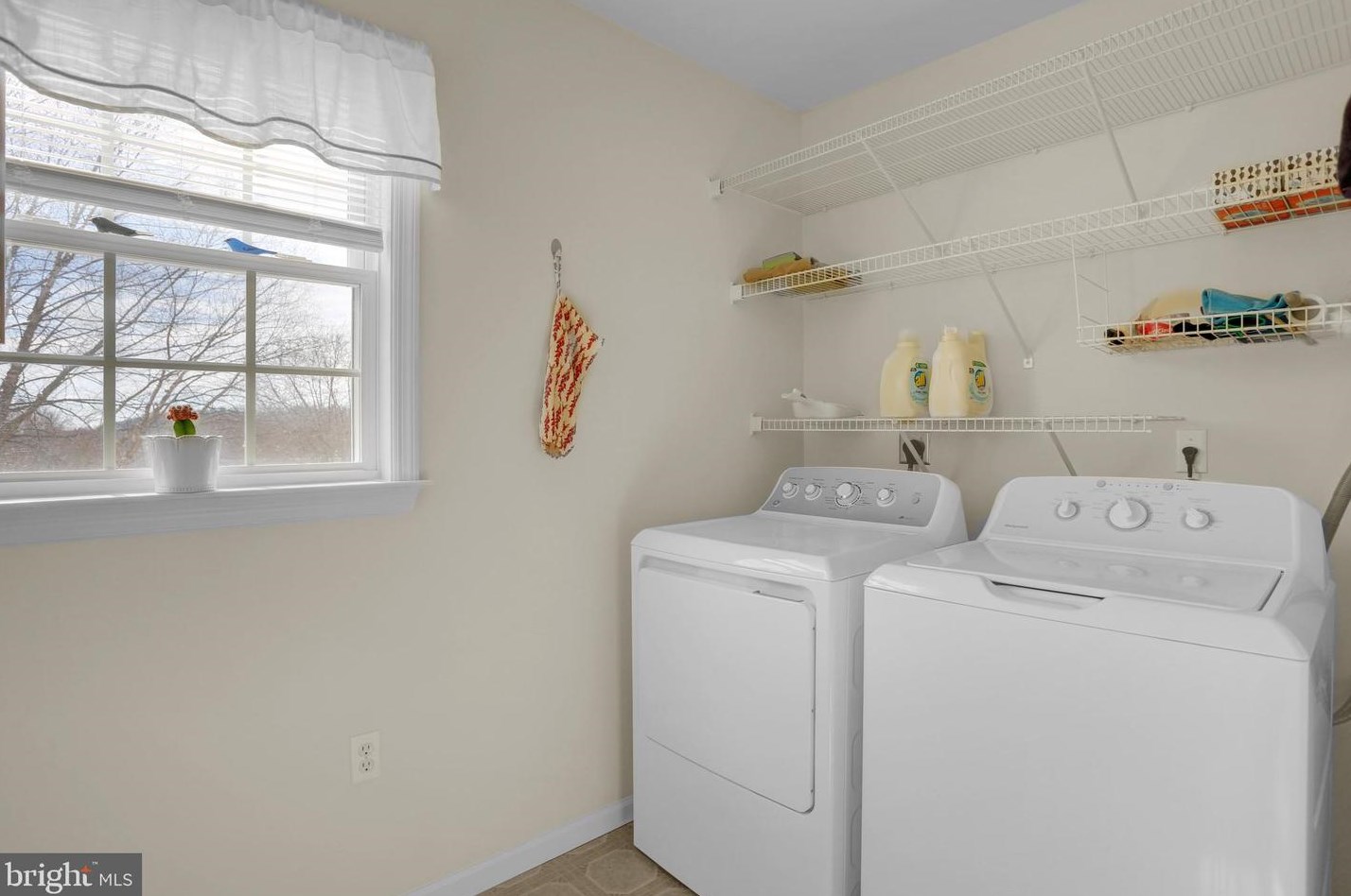 1118 Pepper Ridge Dr, Reading PA  19606-3803 exterior