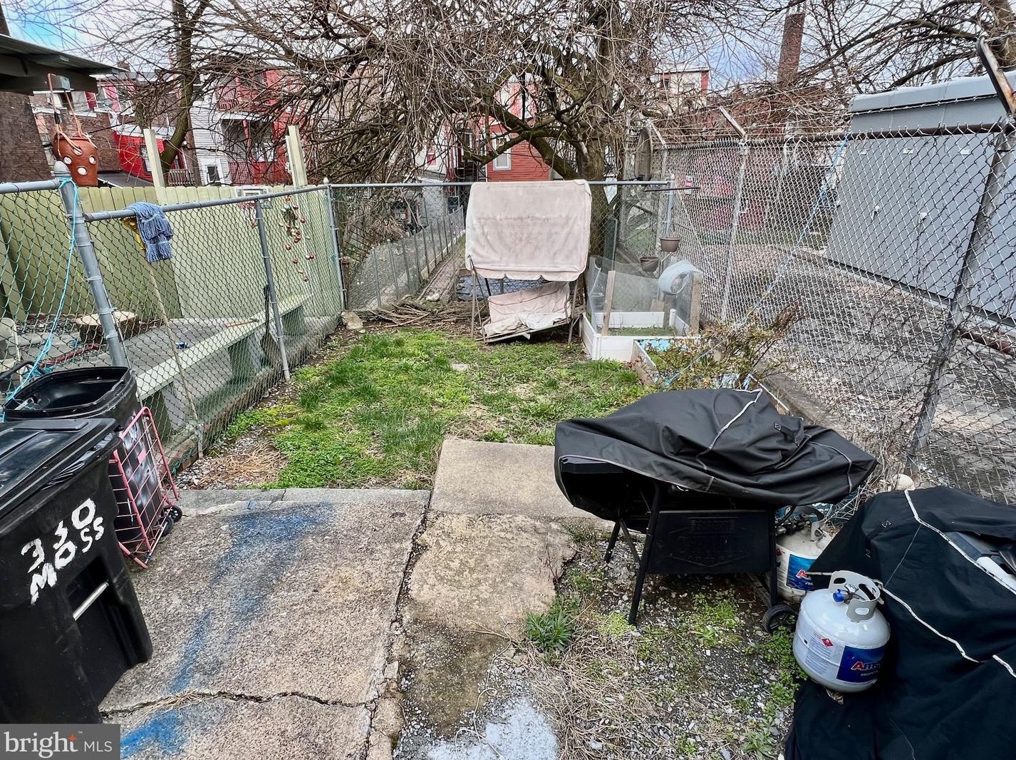 330 Moss St, Reading PA  19604-2910 exterior