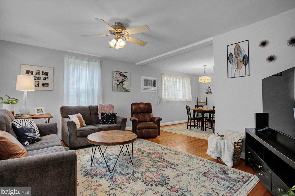 1210 Gregg Ave, Reading PA  19607-1608 exterior