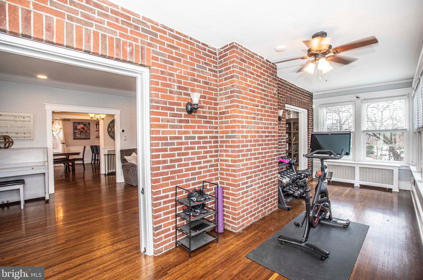 1548 Dauphin Ave, Reading PA  19610-2118 exterior