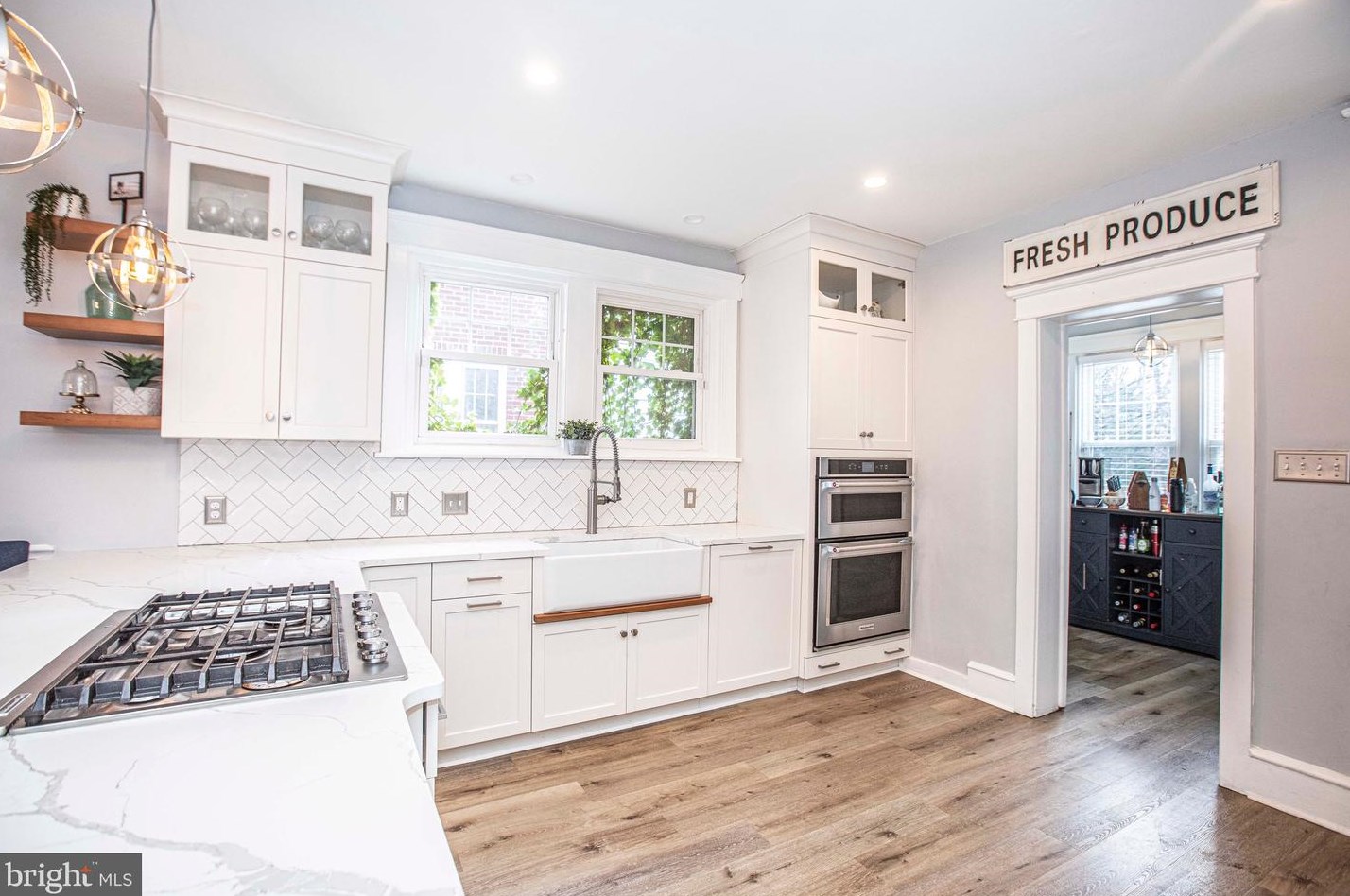 1548 Dauphin Ave, Reading PA  19610-2118 exterior