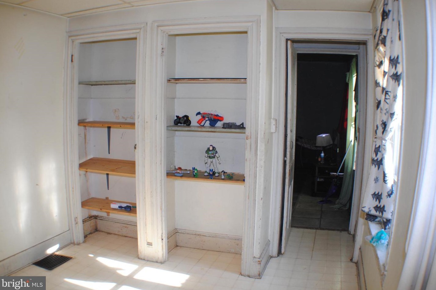 227 Walnut St, Reading PA  19607-2621 exterior