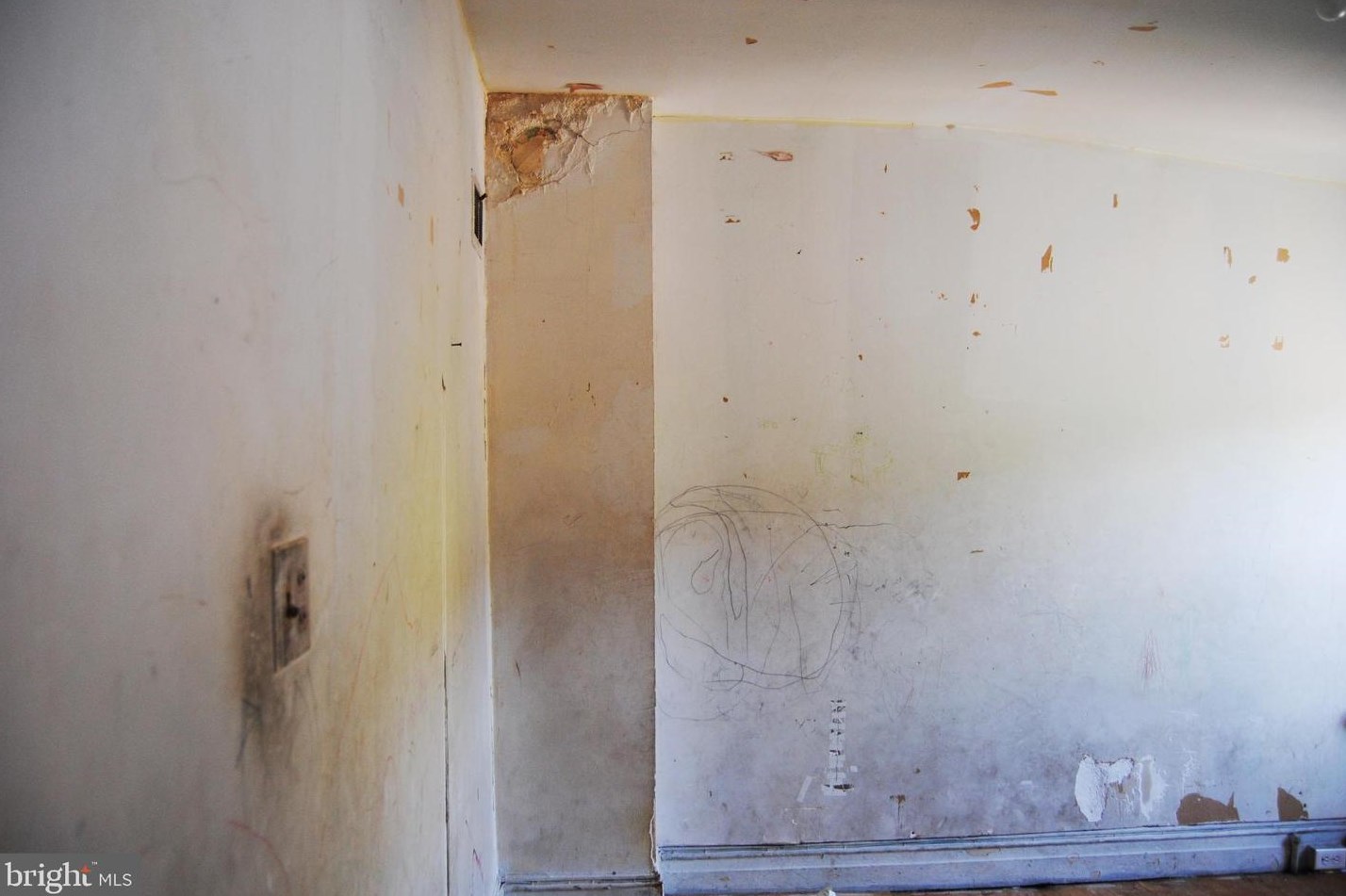 227 Walnut St, Reading PA  19607-2621 exterior