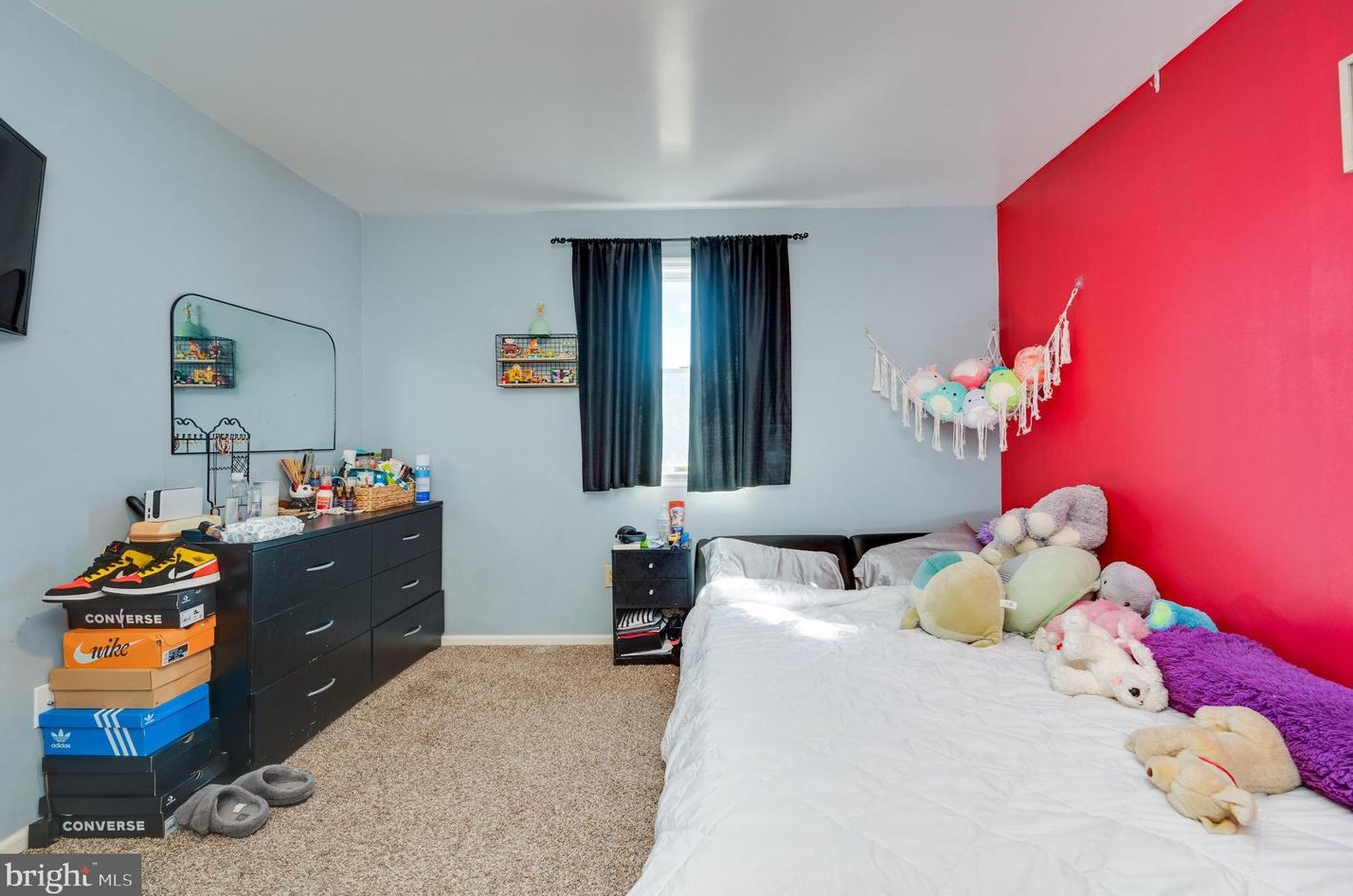 1061 Boeshore Cir, Reading PA  19605-1174 exterior