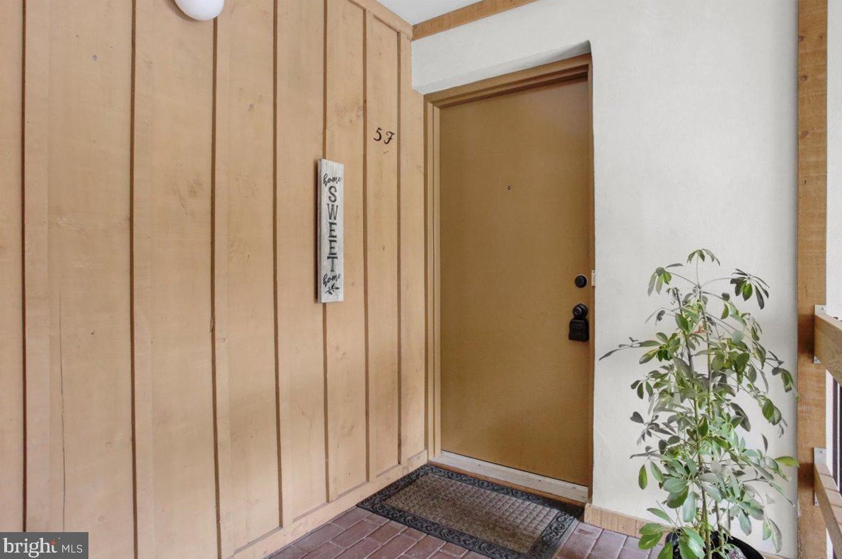 5 Olympic Dr, Reading PA  19607-3336 exterior