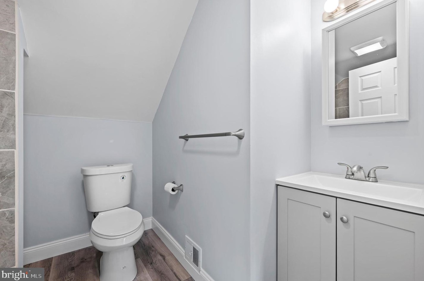 837 Acacia Ave, Reading PA  19605-1438 exterior