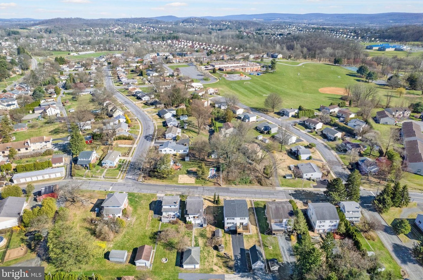 44 Walnut St, Reading PA  19607-1828 exterior