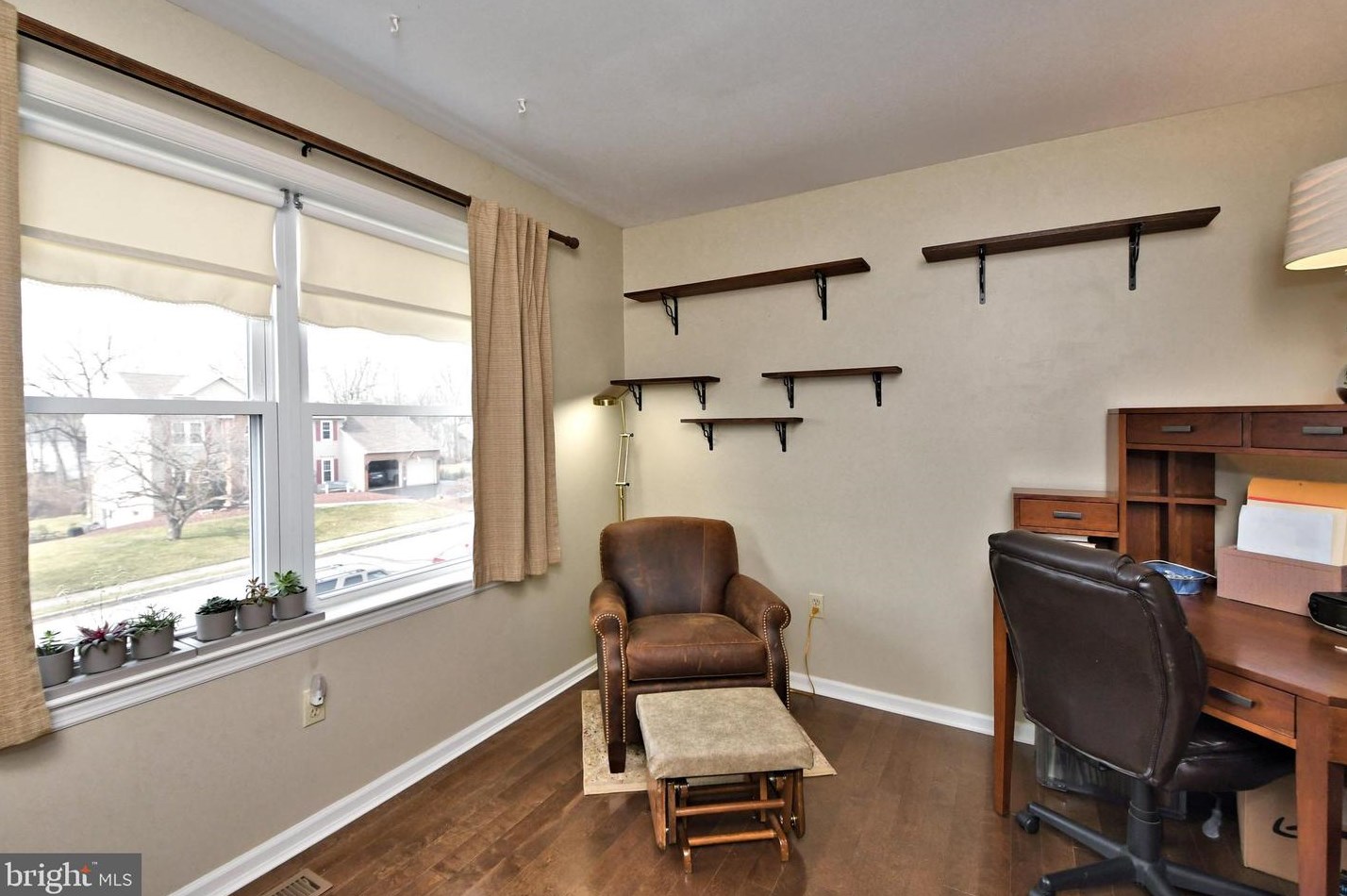 106 Balsam Dr, Douglassville PA  19518-1232 exterior