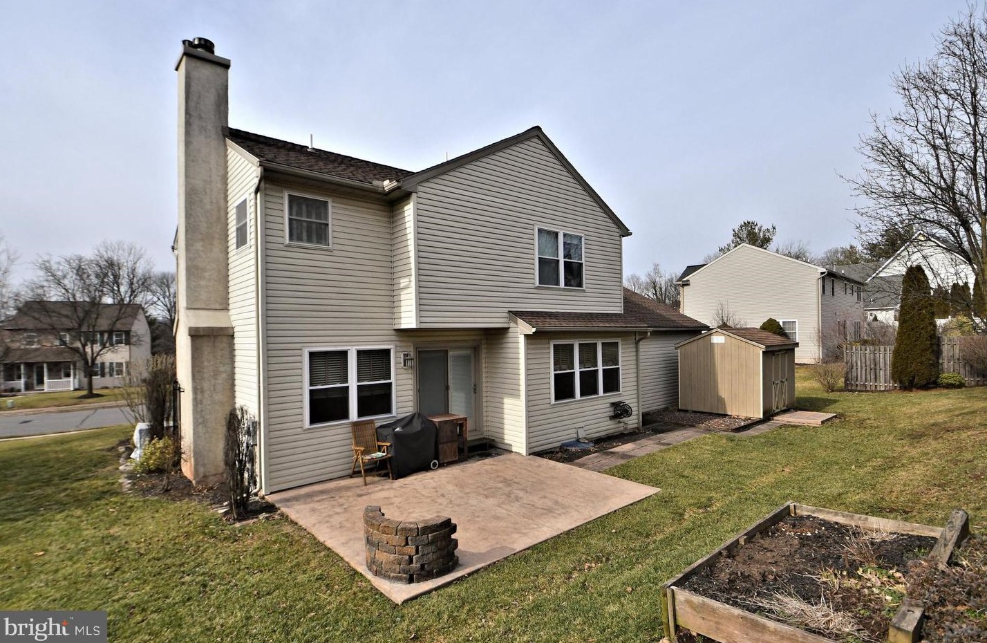 106 Balsam Dr, Douglassville PA  19518-1232 exterior