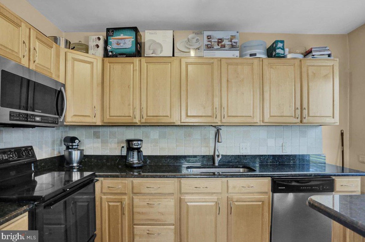 10 35th St, Reading PA  19606-2913 exterior