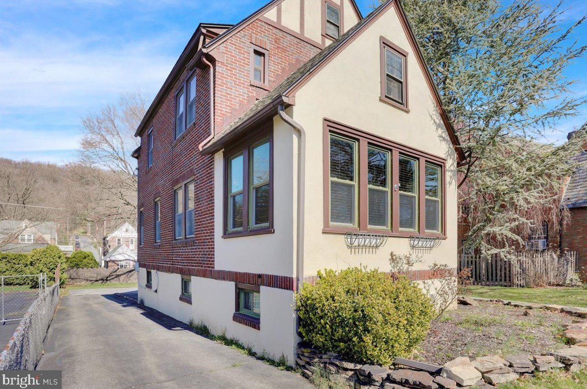 10 35th St, Reading PA  19606-2913 exterior