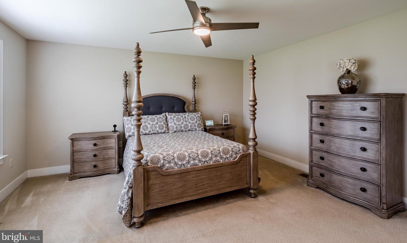 111 Pleasant View Dr, Douglassville PA  19518-9270 exterior