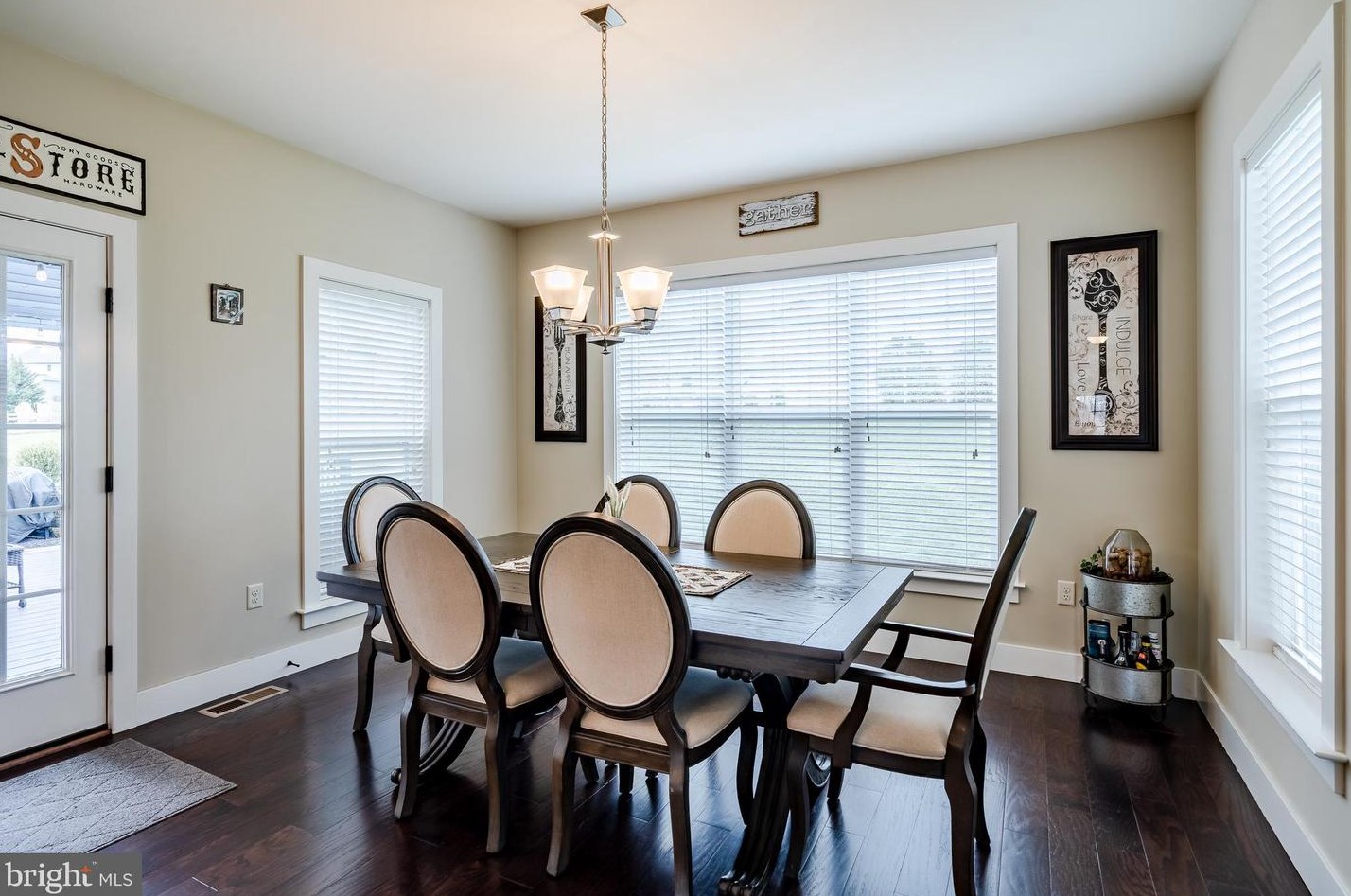 111 Pleasant View Dr, Douglassville PA  19518-9270 exterior