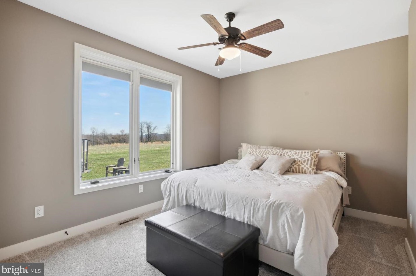 325 Skyline Dr, Reading PA  19606-8504 exterior