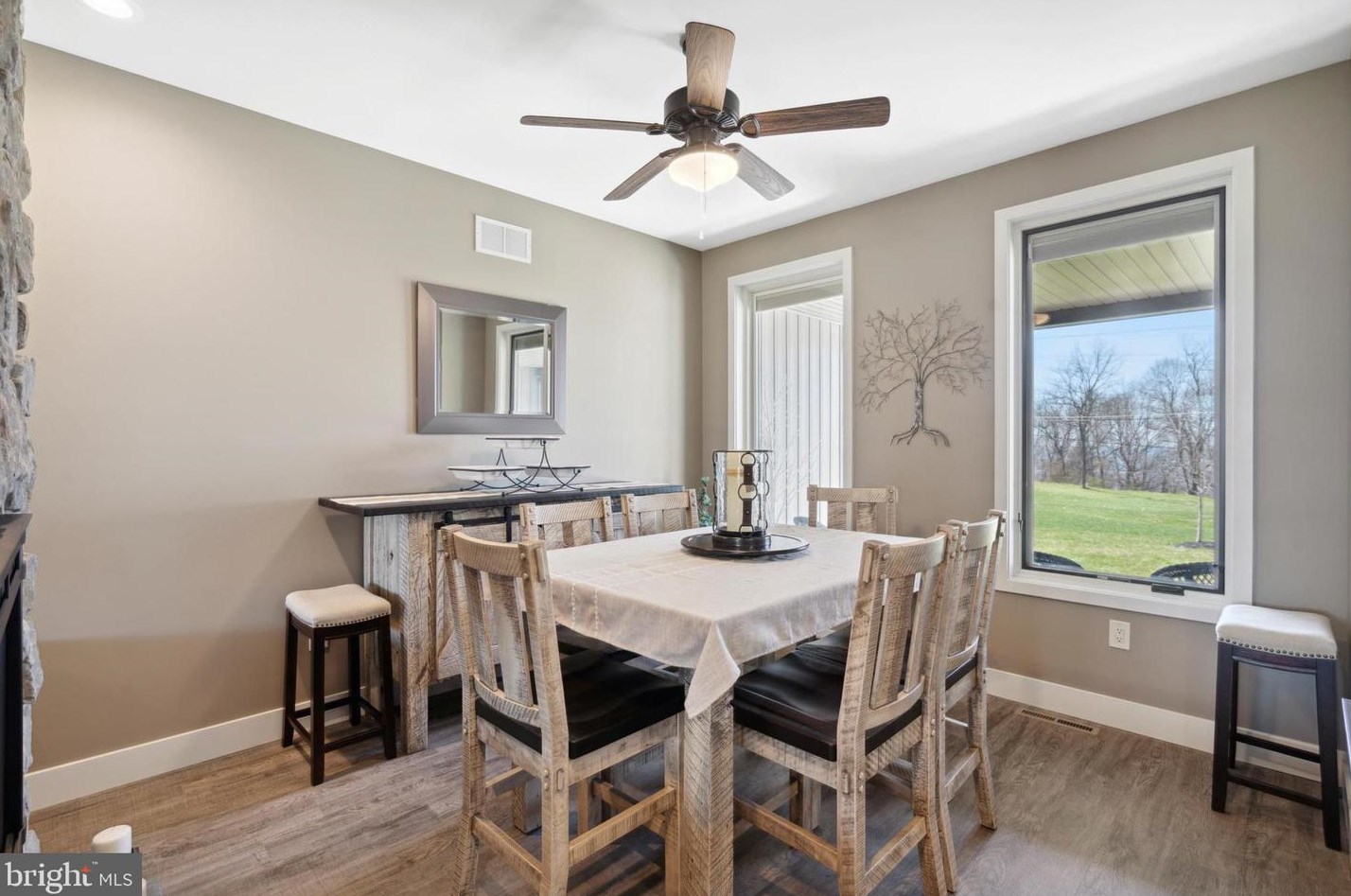 325 Skyline Dr, Reading PA  19606-8504 exterior