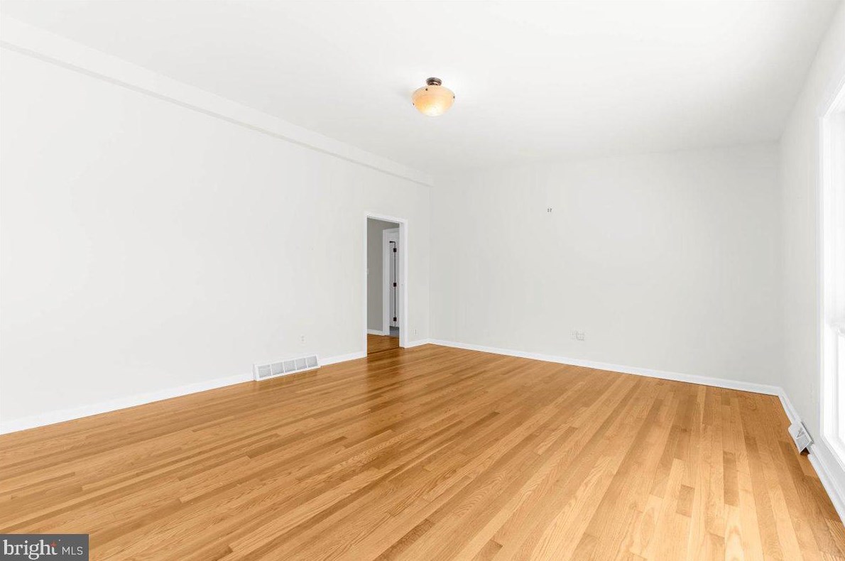 9 Larchwood Rd, Reading PA  19610-1917 exterior