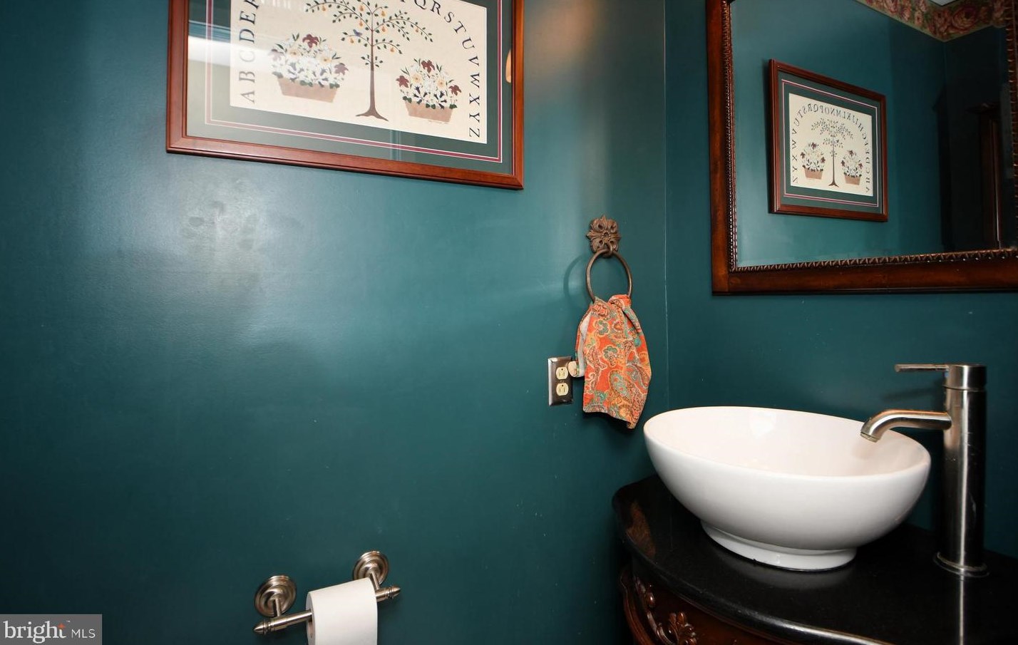 107 Meadowcrest Ln, Douglassville PA  19518-9614 exterior