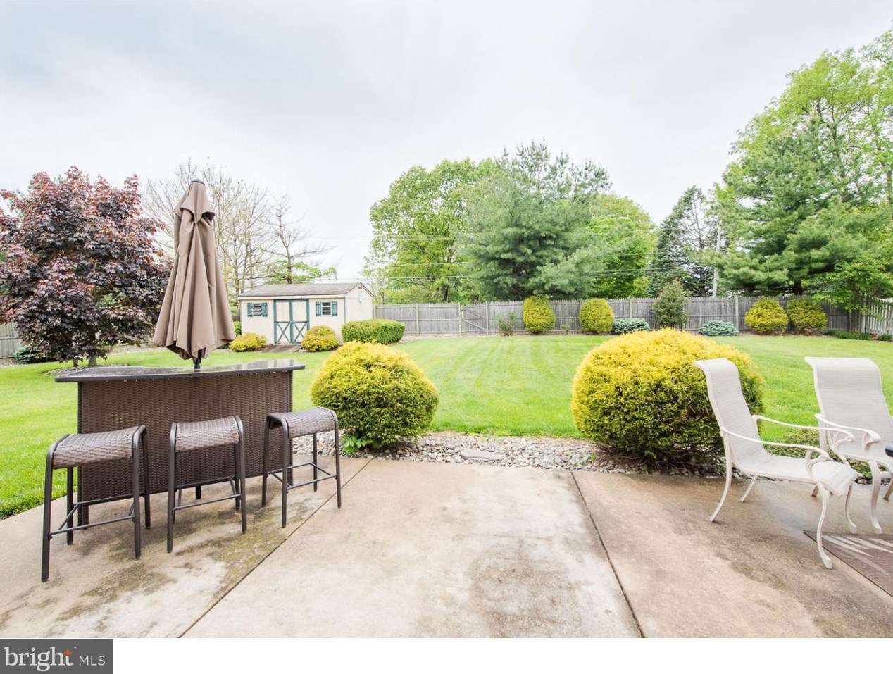 107 Meadowcrest Ln, Douglassville PA  19518-9614 exterior