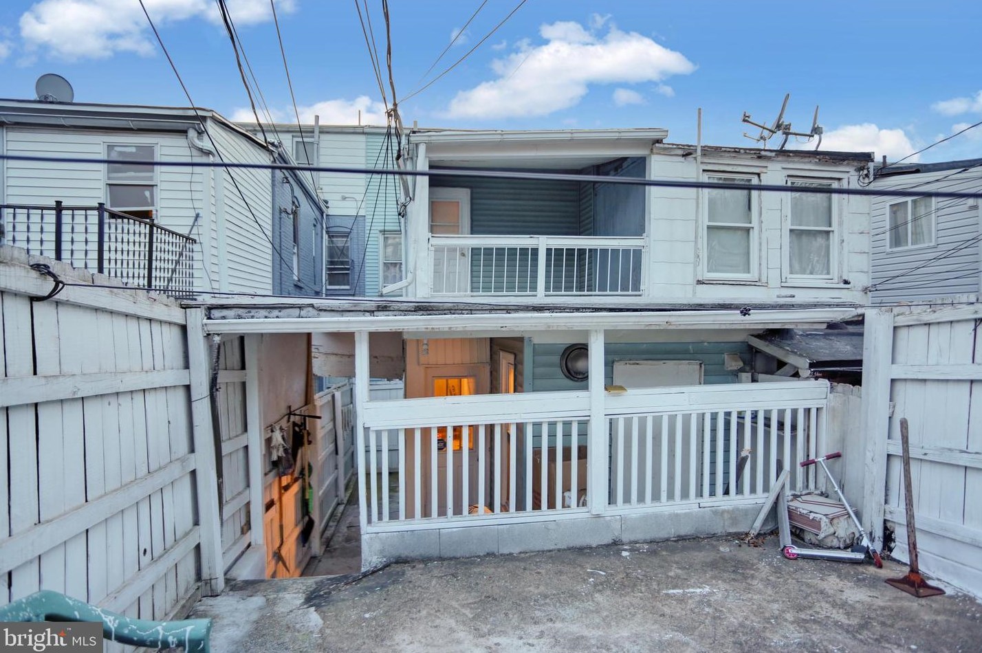 921 12th St, Reading PA  19604-2318 exterior