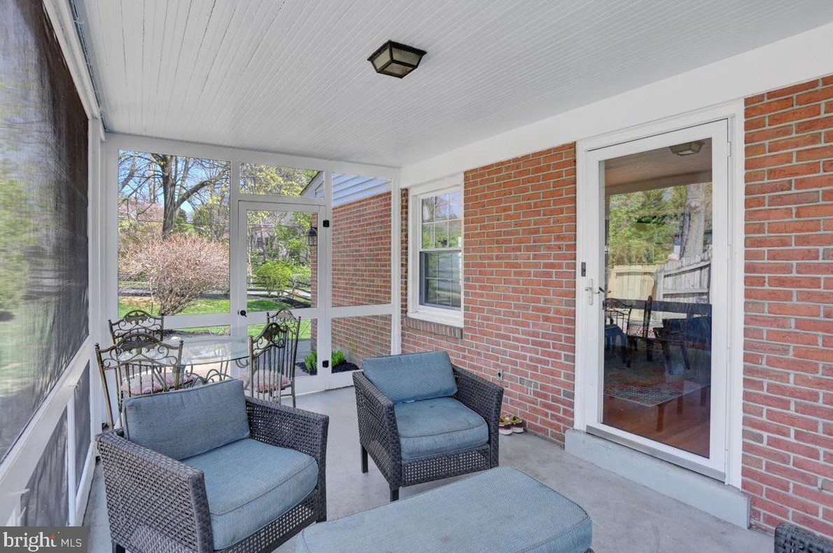 705 Wyomissing Blvd, Reading PA  19610-2269 exterior