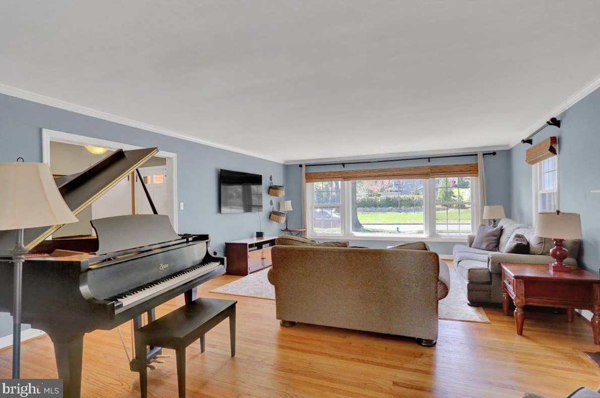 705 Wyomissing Blvd, Reading PA  19610-2269 exterior