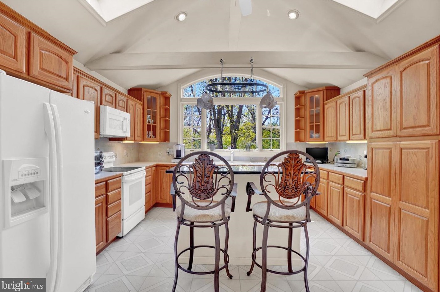 124 Russell Ave, Douglassville PA  19518-1119 exterior