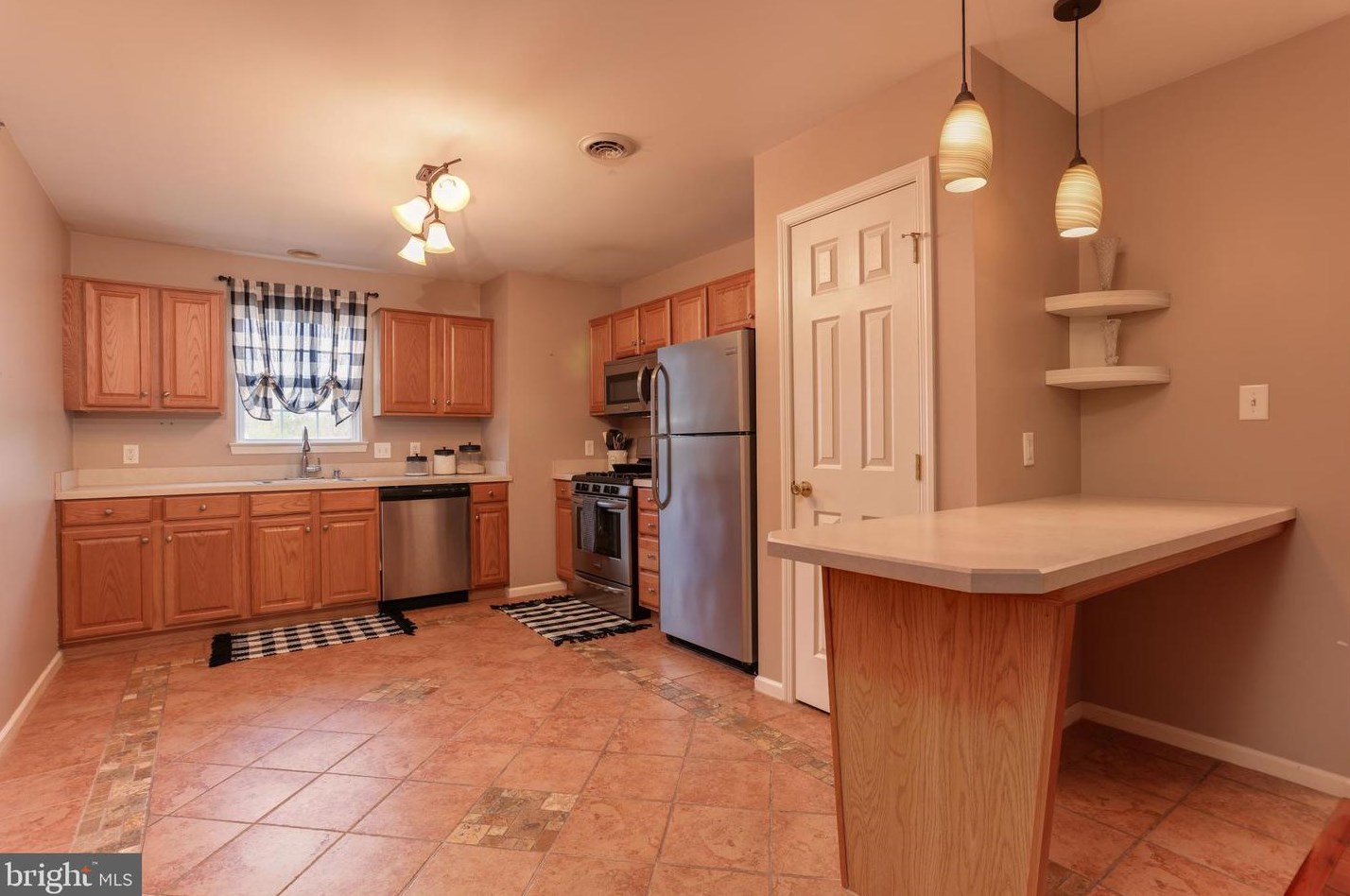 60 Christine Dr, Reading PA  19606-3388 exterior