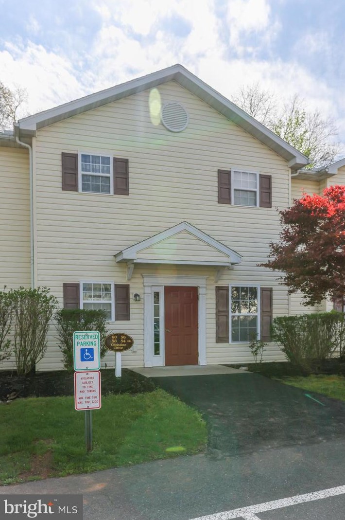60 Christine Dr, Reading PA  19606-3388 exterior