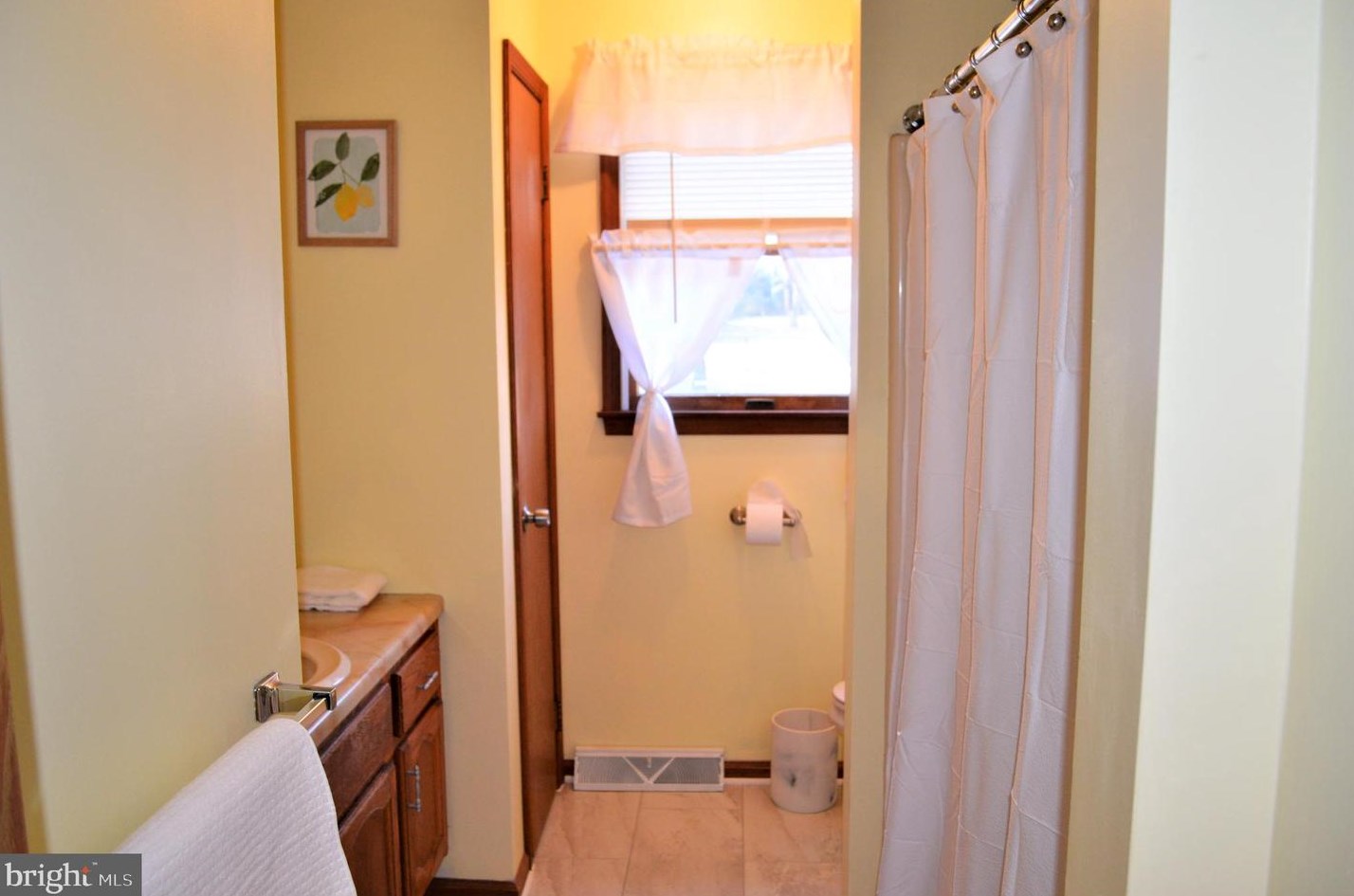 235 Forest View Dr, Greenwich PA  19530-9036 exterior