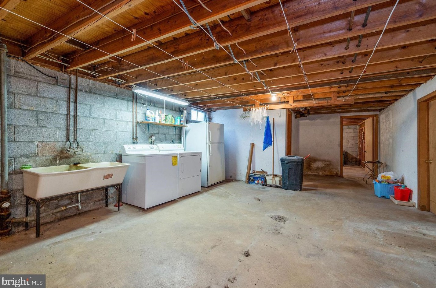 1622 Wyomissing Rd, Hummels Store PA 19540-8434 exterior