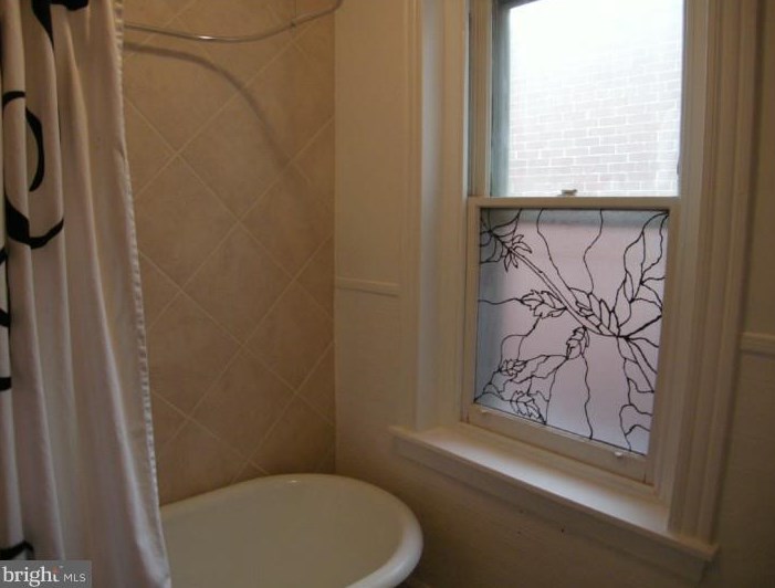 332 17 St, Reading PA 19602-2209 exterior