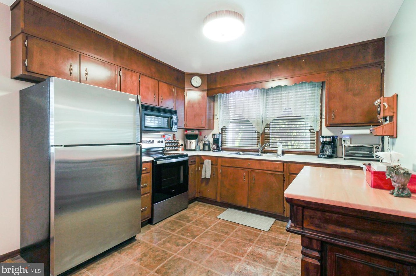 50 Walnut St, Reading PA  19607-1828 exterior