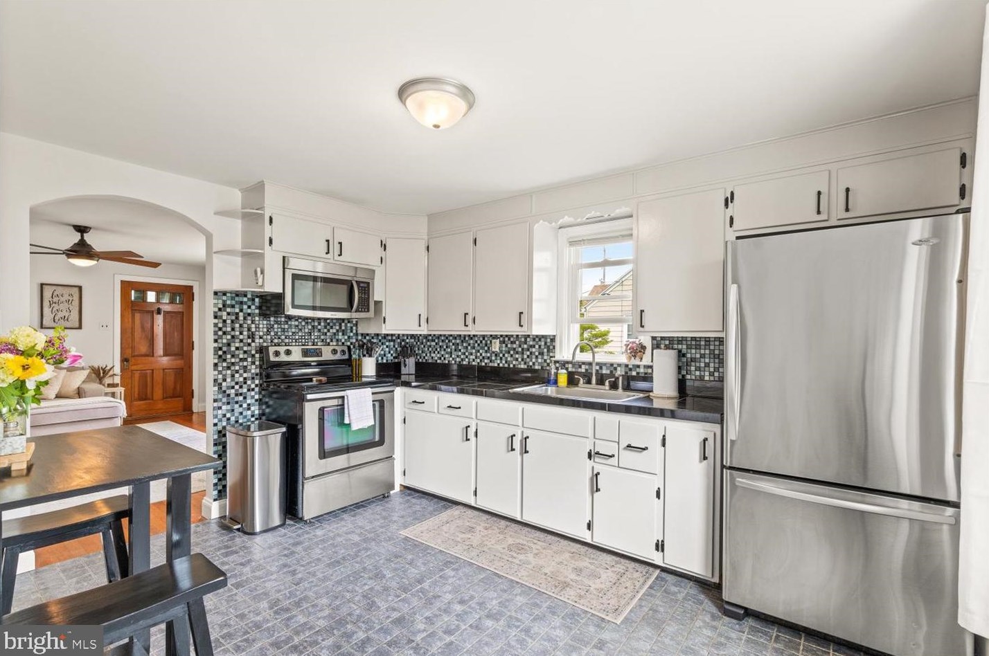 552 Mohns Hill Rd, Reading PA  19608-9038 exterior